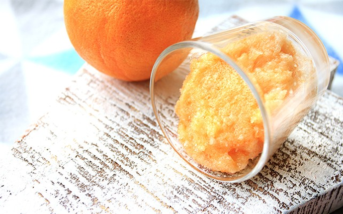 Najlepszy domowy peeling  pomarańczowy - aksamitna skóra i swietny nastrój <3